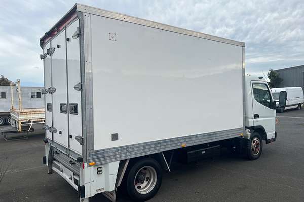 2017 Fuso Canter 515  4x2