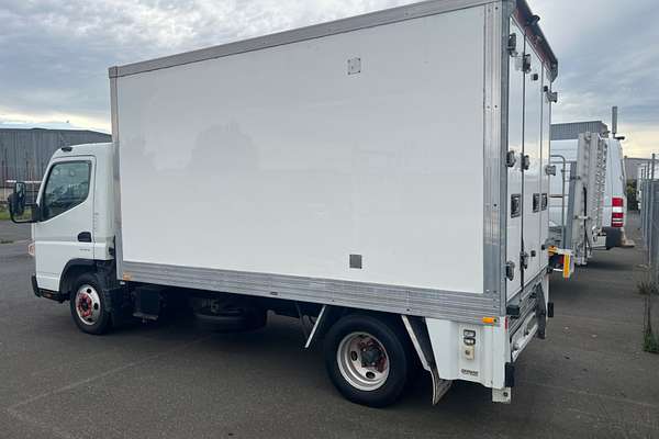 2017 Fuso Canter 515  4x2