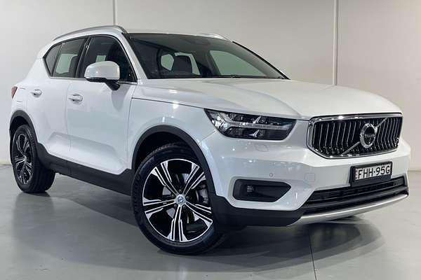 2022 Volvo XC40 T4 Inscription