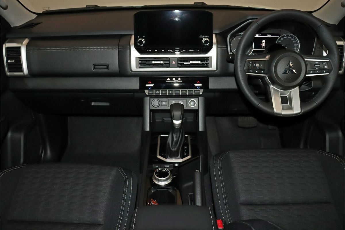 2024 Mitsubishi Triton GLS MV 4X4