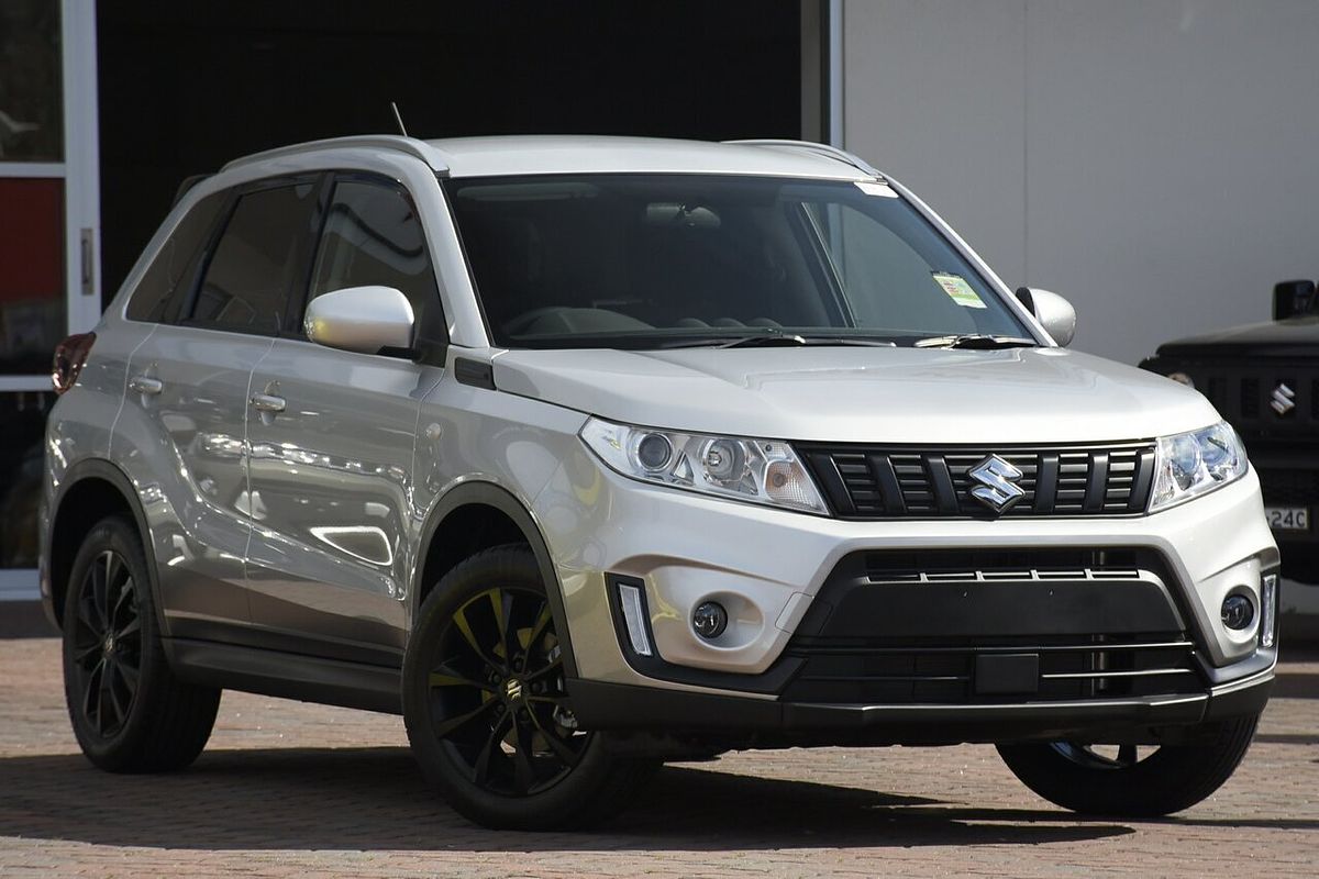 2023 Suzuki Vitara Shadow LY Series II