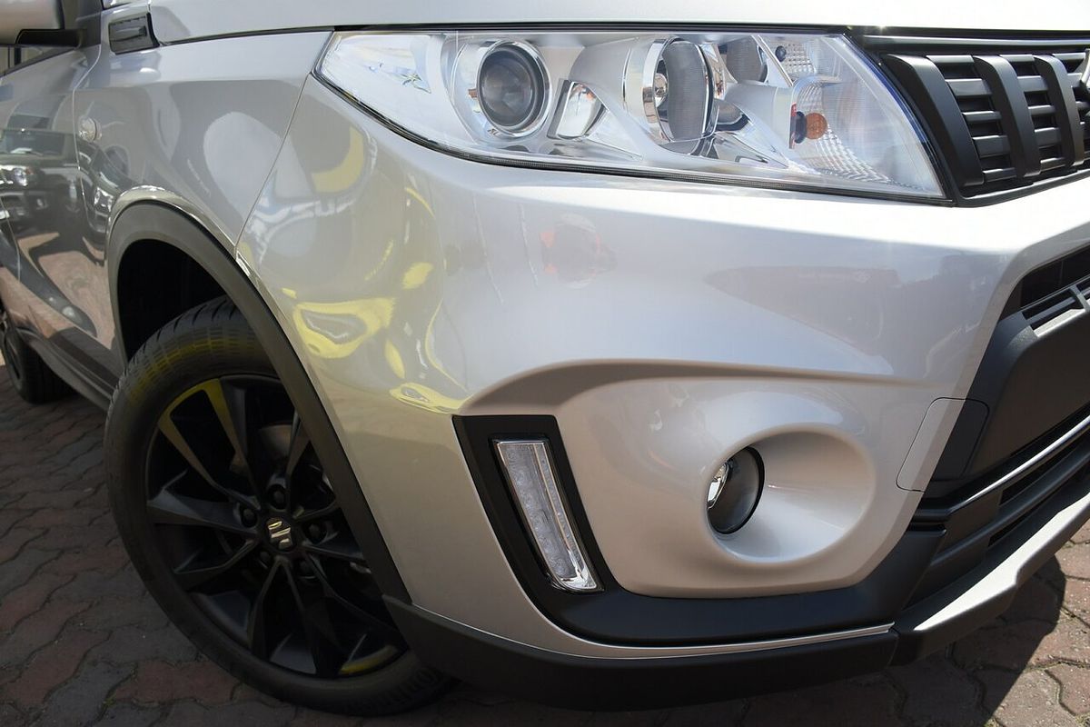 2023 Suzuki Vitara Shadow LY Series II