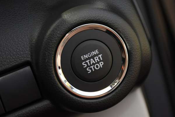 2024 Suzuki Swift Hybrid UZ