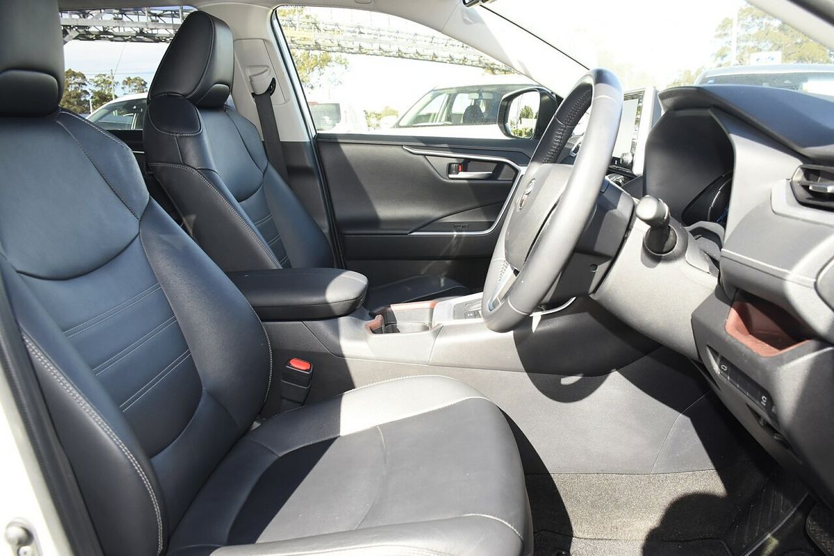 2020 Toyota RAV4 Cruiser AXAH52R