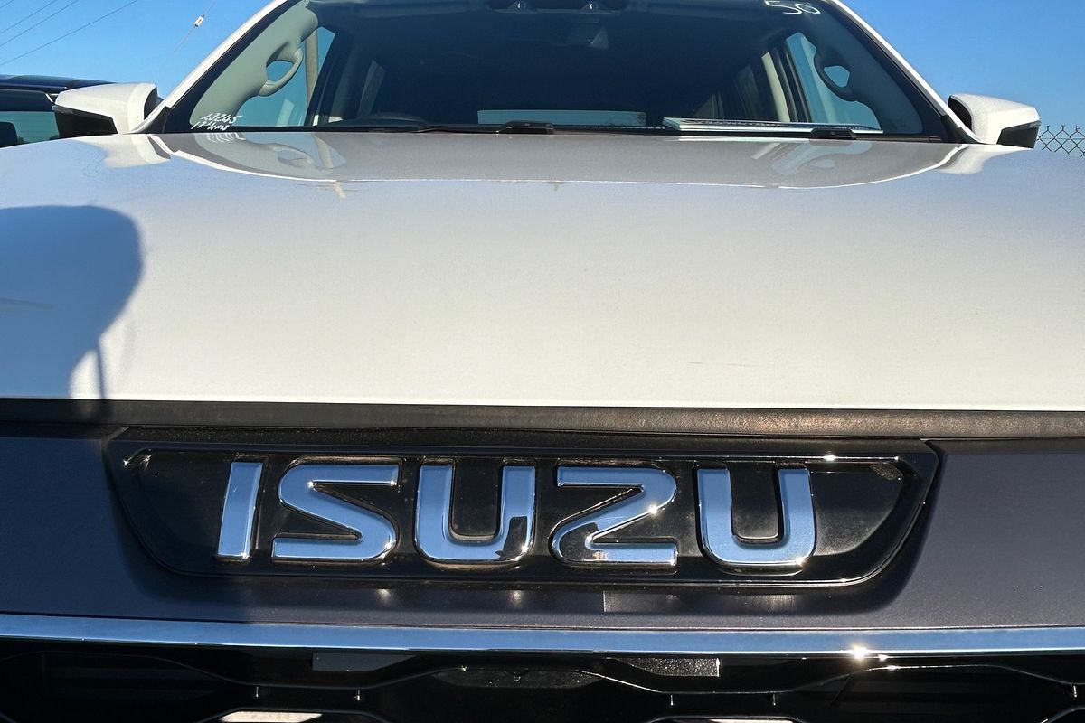 2023 Isuzu MU-X LS-U