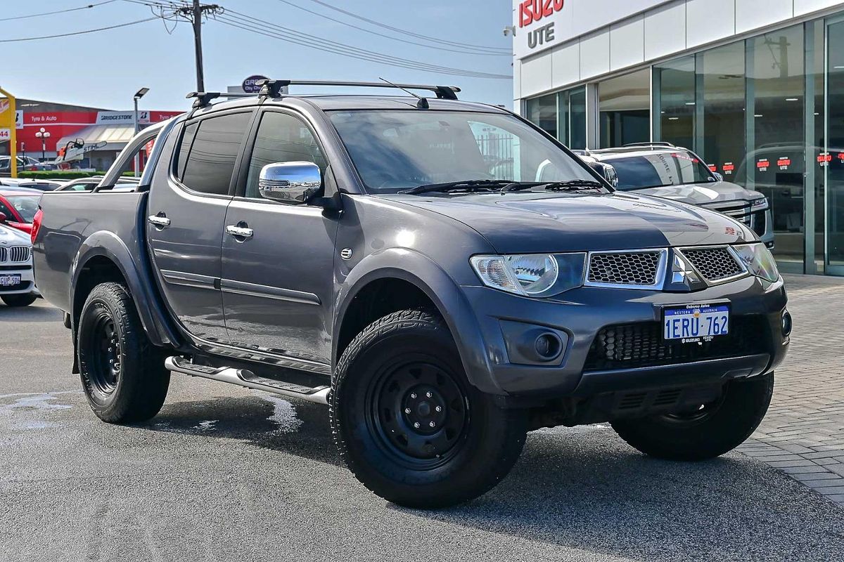 2014 Mitsubishi Triton GLX-R MN 4X4