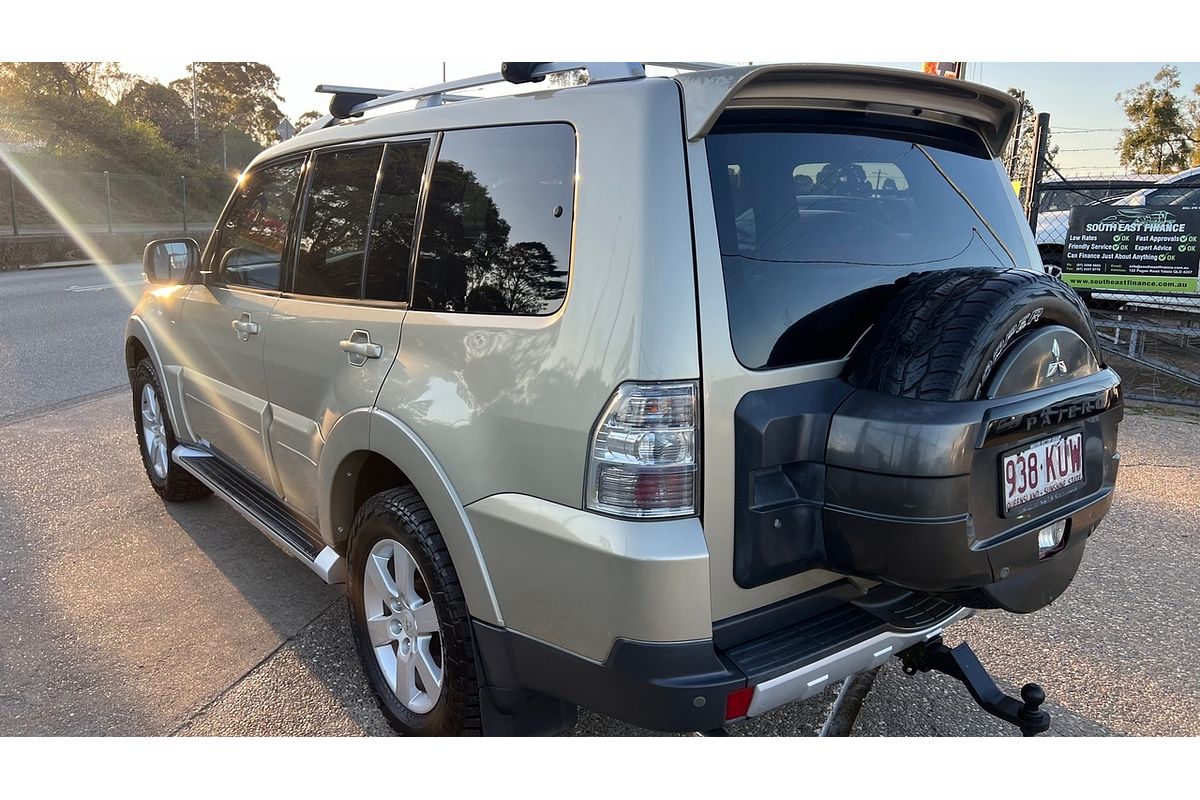 2007 Mitsubishi Pajero VR-X LWB (4x4) NS