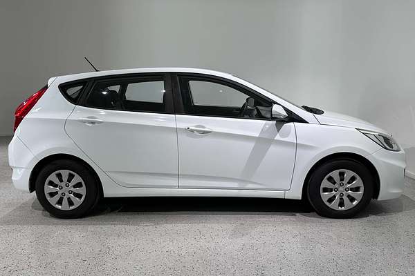 2016 Hyundai Accent Active RB4