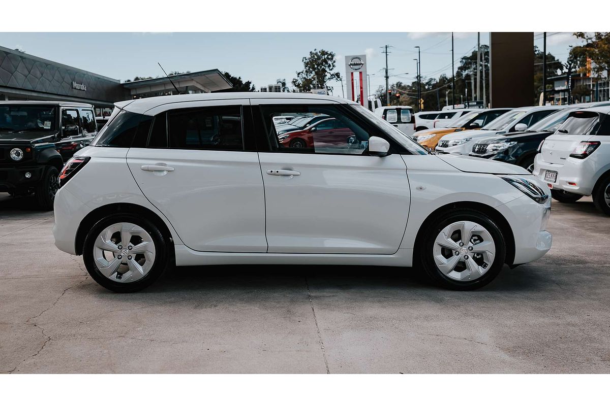 2024 Suzuki Swift Hybrid Plus UZ