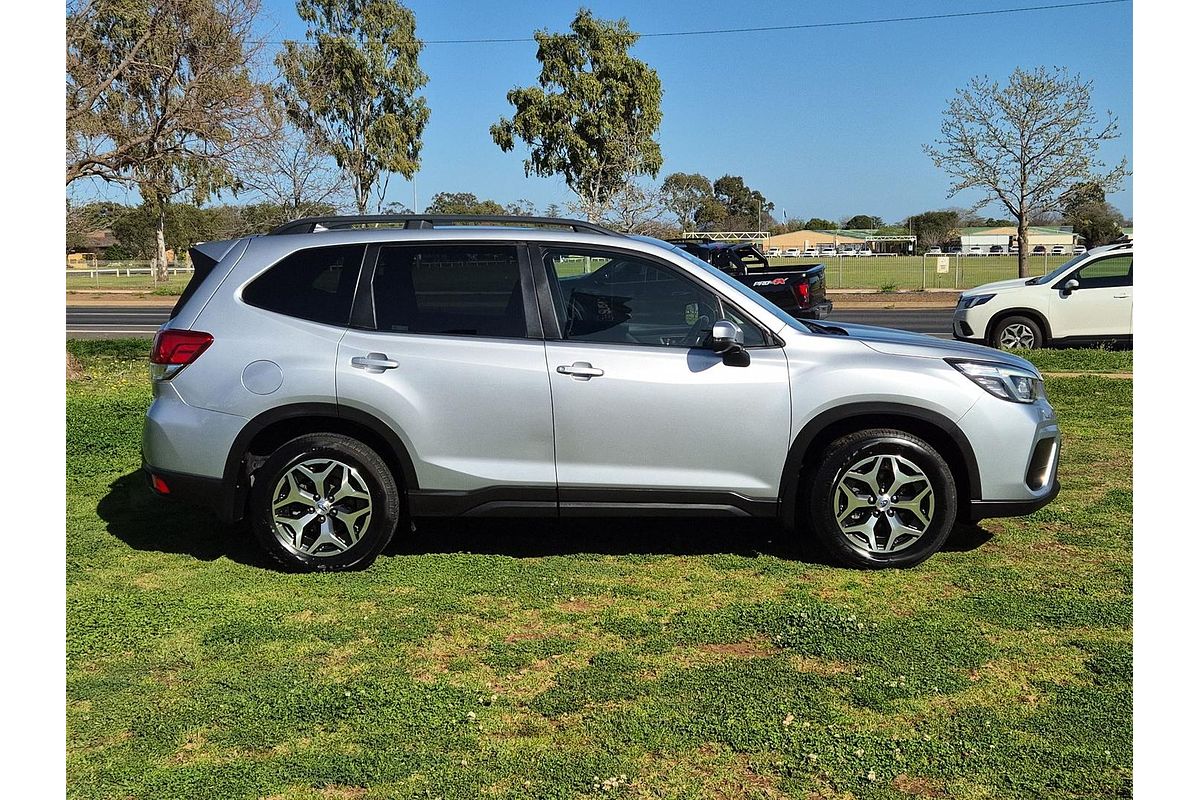 2020 Subaru Forester 2.5i S5