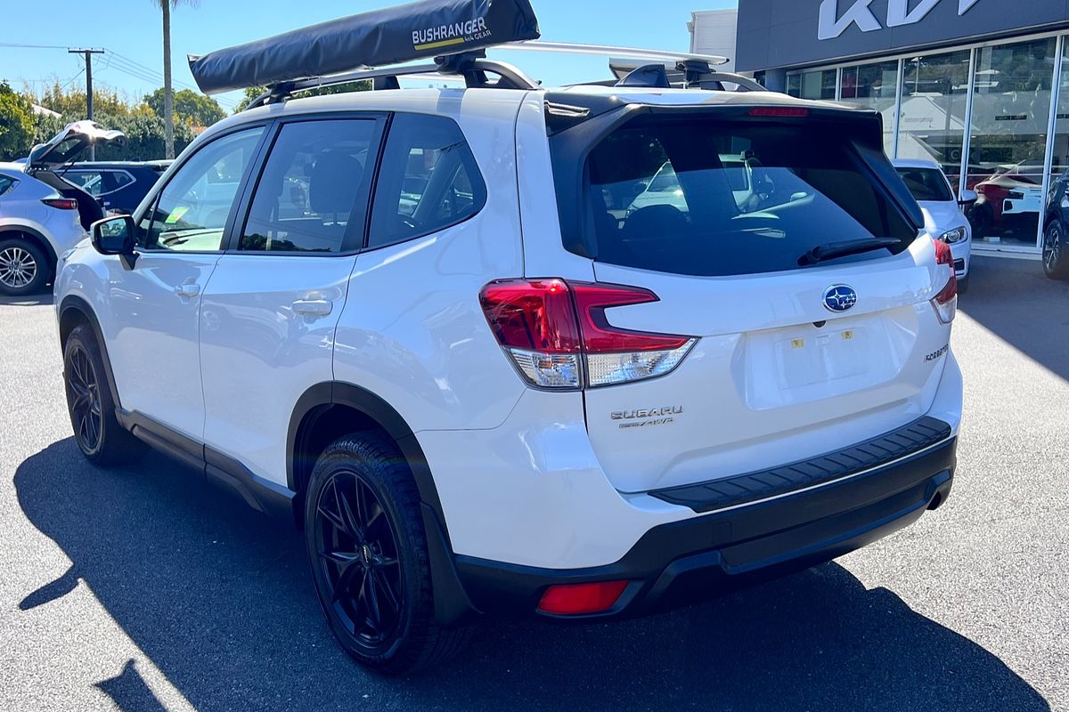 2023 Subaru Forester 2.5i S5