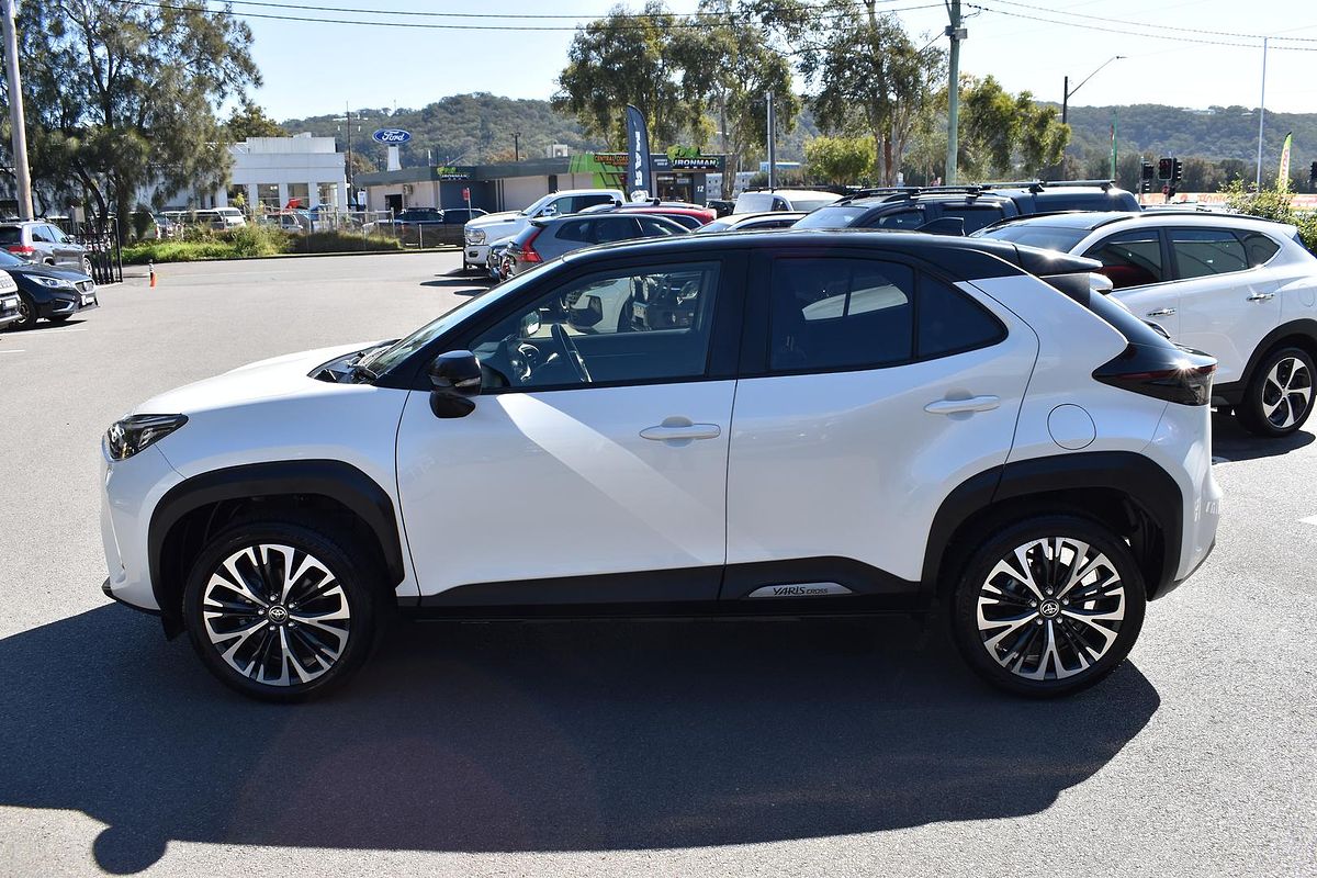 2023 Toyota Yaris Cross Urban MXPB10R