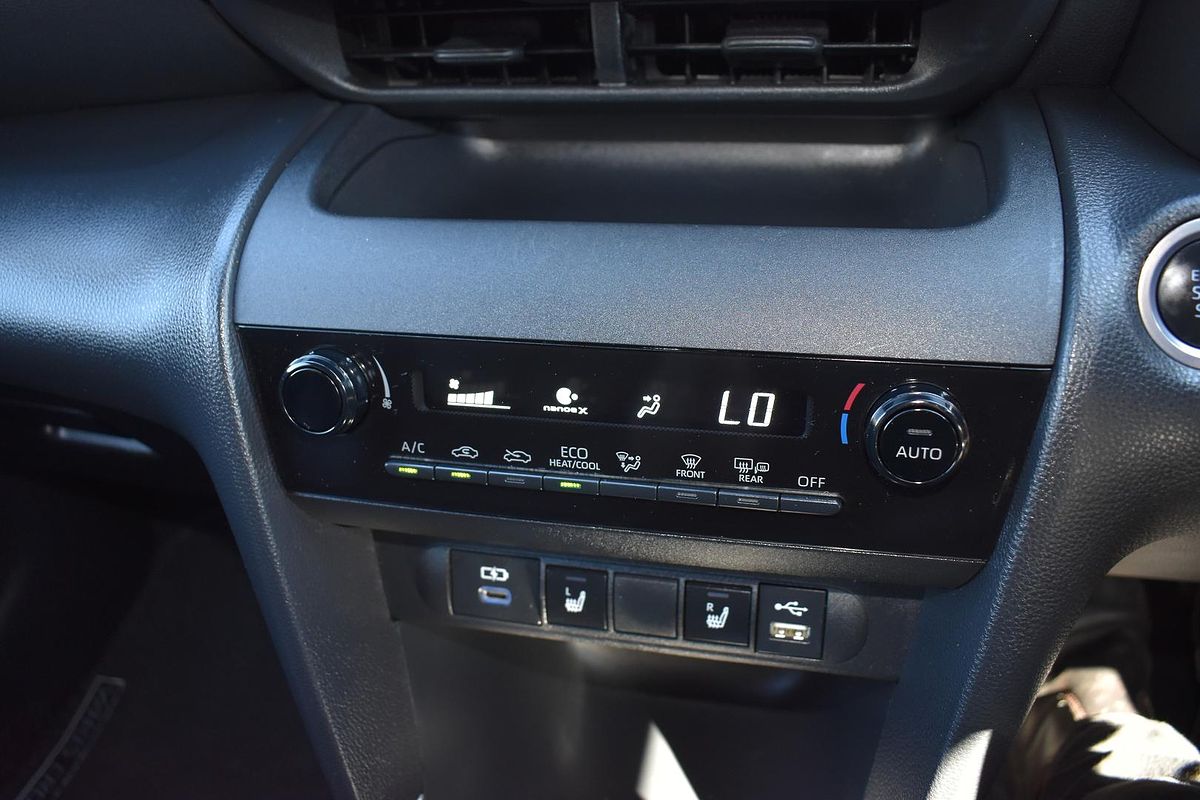 2023 Toyota Yaris Cross Urban MXPB10R