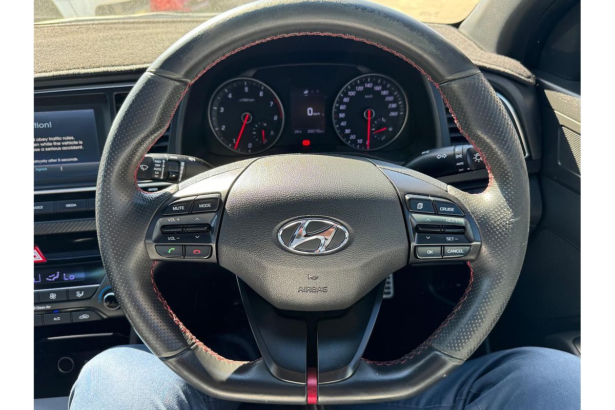 2016 Hyundai Elantra SR Turbo AD