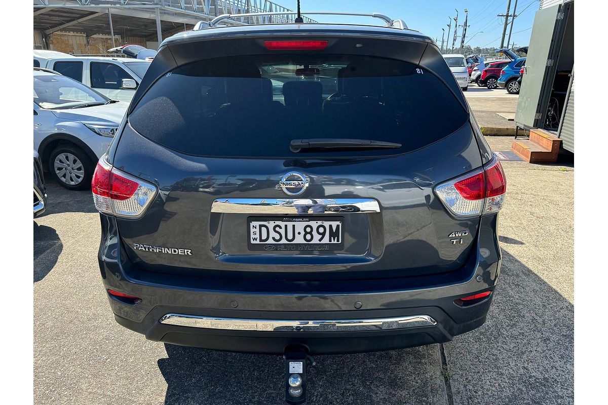 2014 Nissan Pathfinder Ti R52