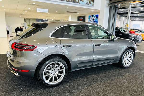 2017 Porsche Macan S 95B