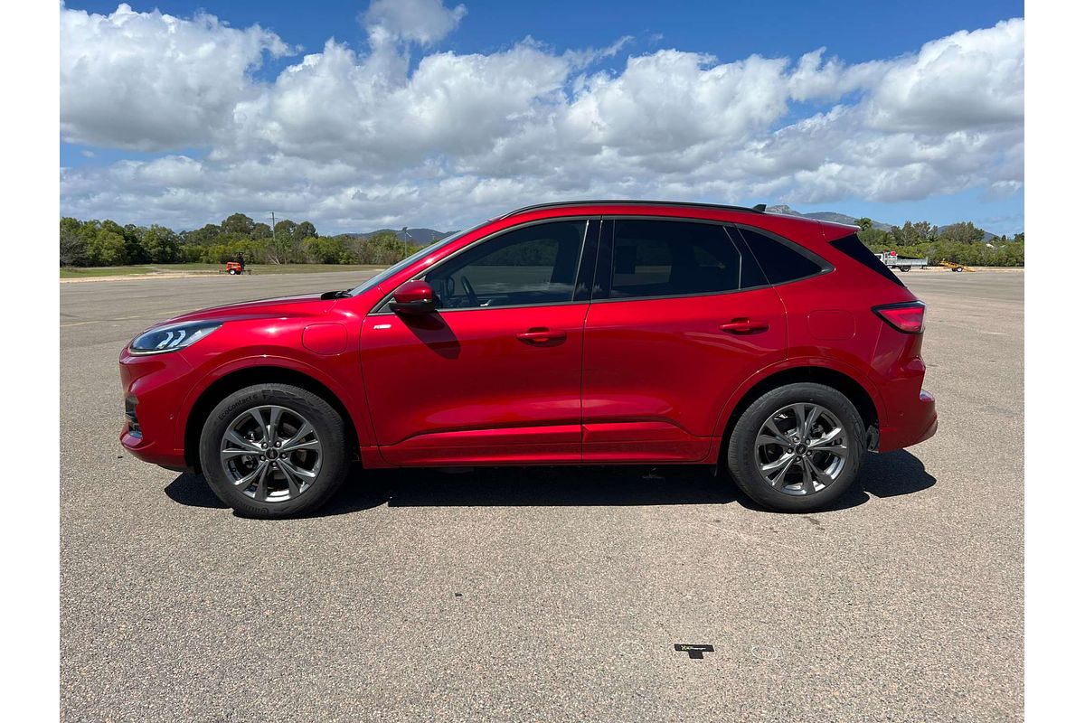 2022 Ford Escape ST-Line PHEV ZH