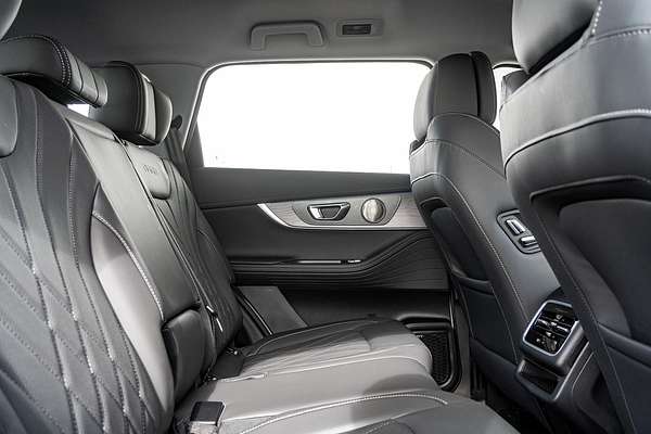 2024 Chery Tiggo 8 Pro Max Urban T31