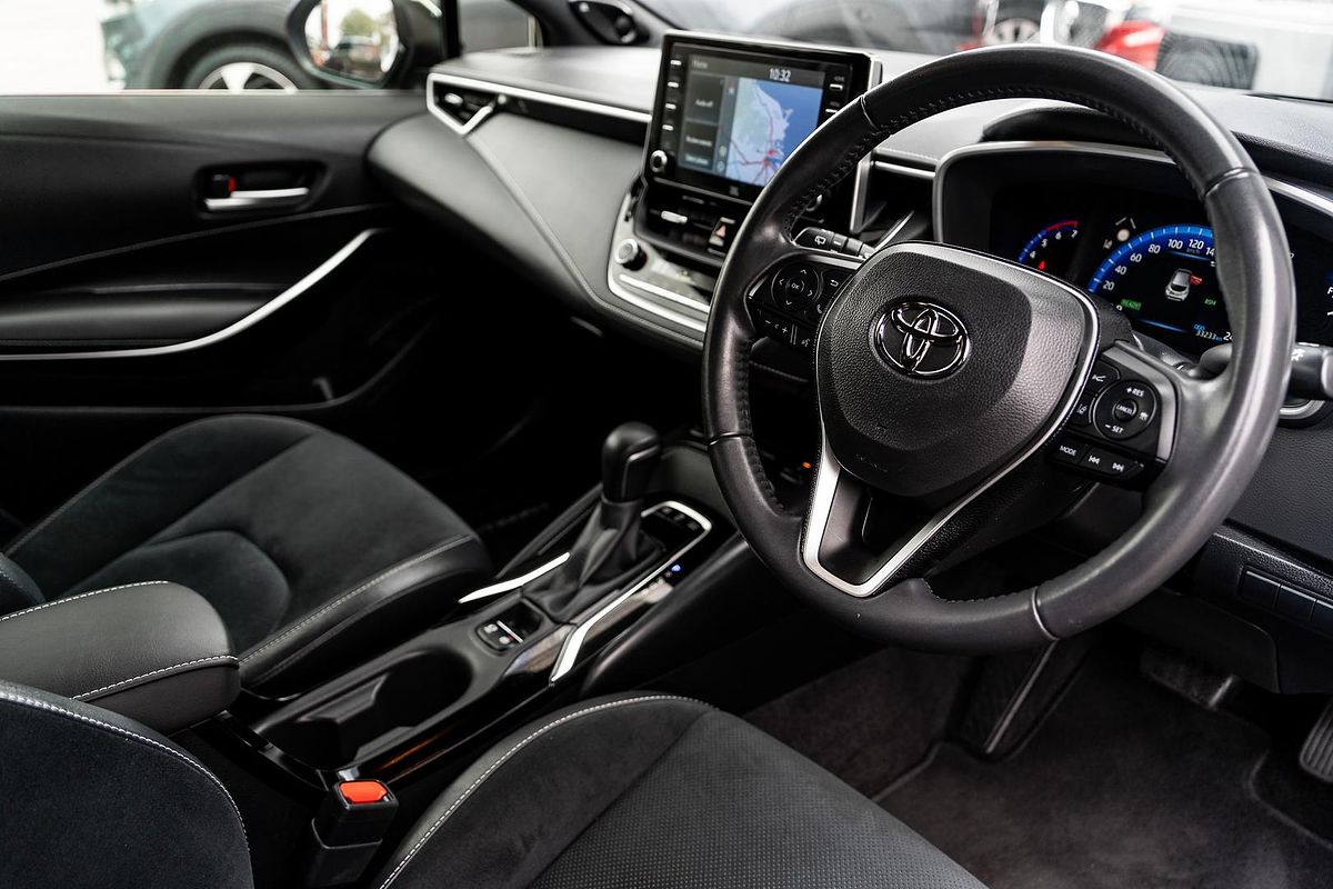 2019 Toyota Corolla ZR Hybrid ZWE211R