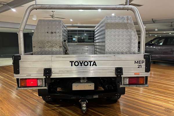 2019 Toyota Hilux Workmate GUN125R 4X4