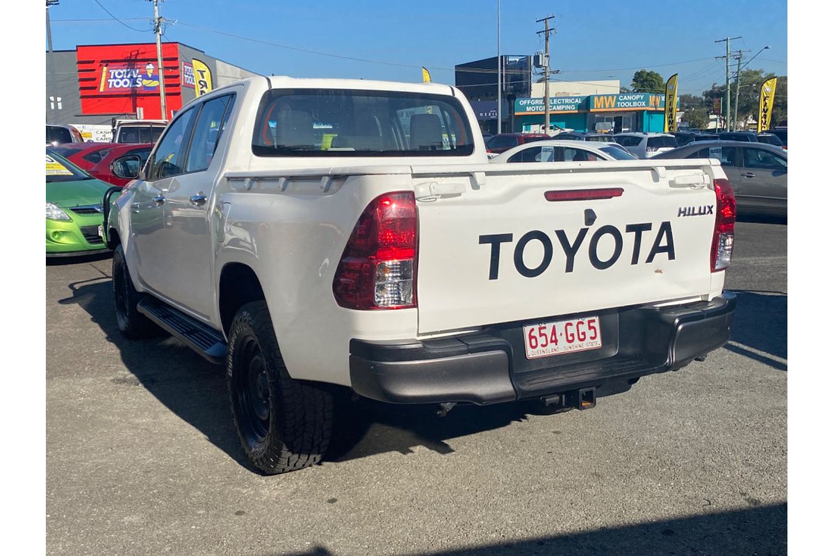 2016 Toyota Hilux SR GUN126R 4X4