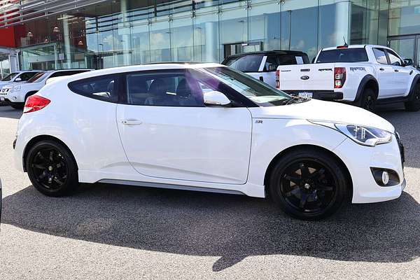 2016 Hyundai Veloster SR Turbo FS4 Series II