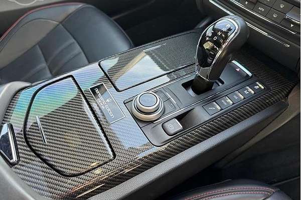 2018 Maserati Quattroporte GTS GranSport Nerissimo Edition M156