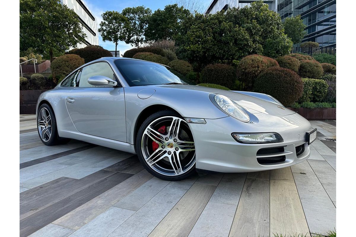 2005 Porsche 911 Carrera S 997