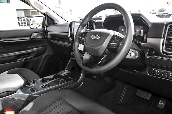 2024 Ford Everest Ambiente