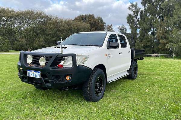 2016 Toyota Hilux SR GUN126R 4X4