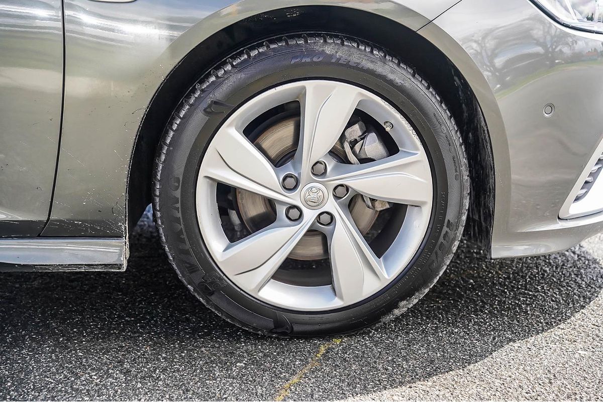 2018 Holden Commodore RS-V ZB