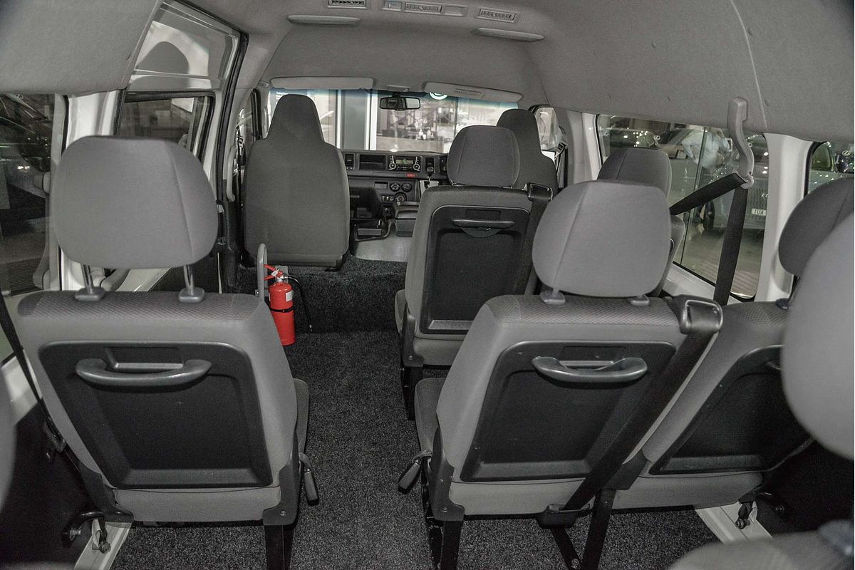 2015 Toyota Hiace Commuter KDH223R
