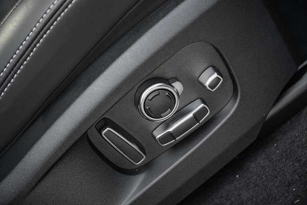 2023 Jaguar F-PACE P250 R-Dynamic SE X761