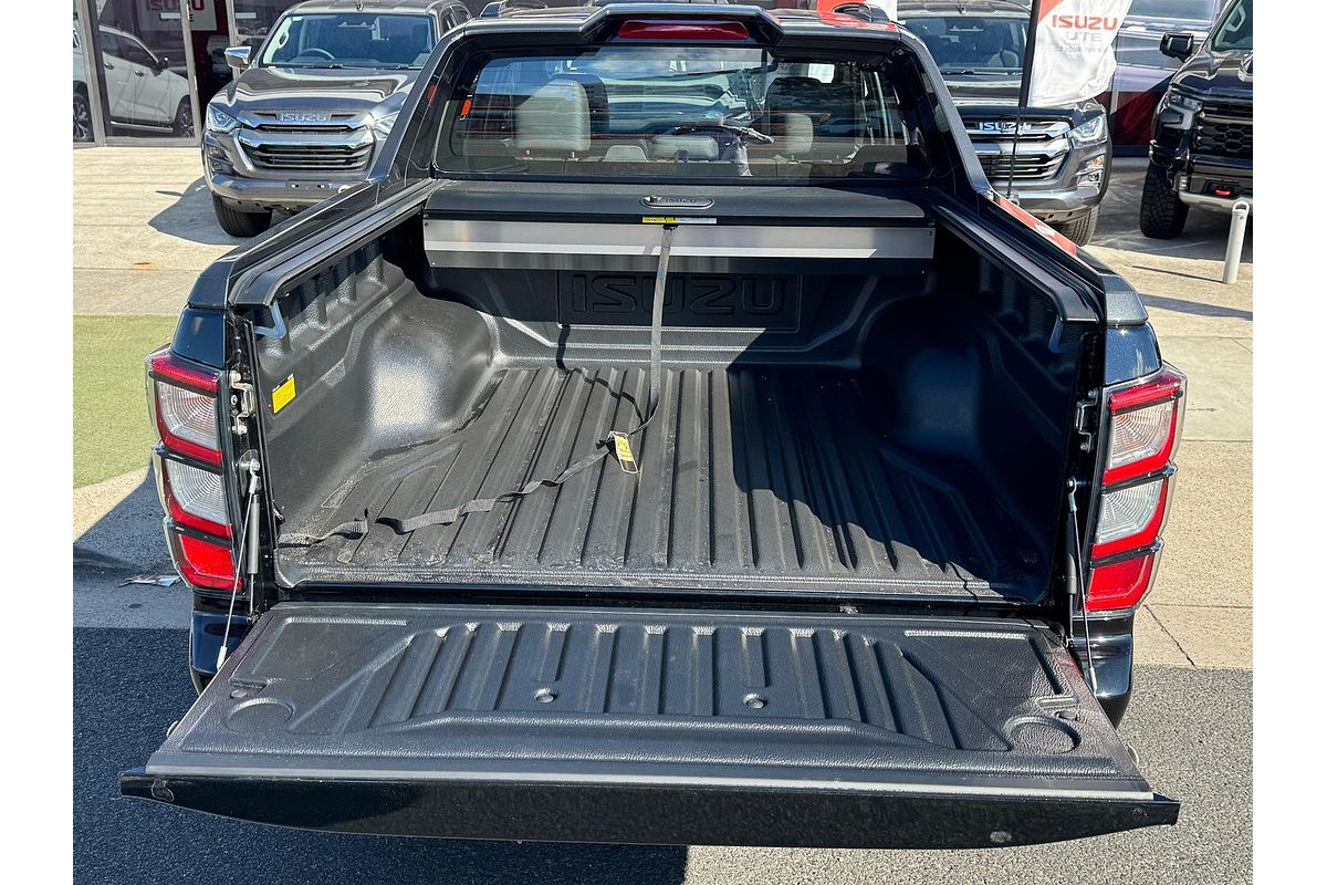 2024 Isuzu D-MAX X-TERRAIN 4X4
