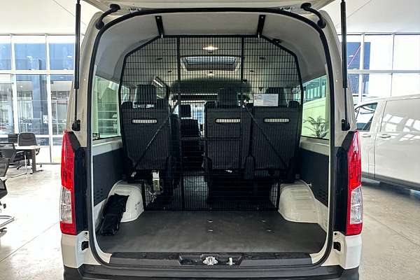 2019 Toyota Hiace Commuter GDH322R