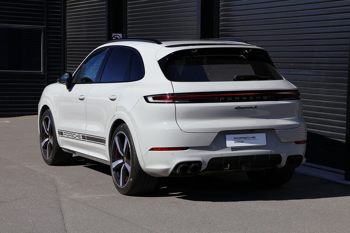 2023 Porsche Cayenne S 9YA II