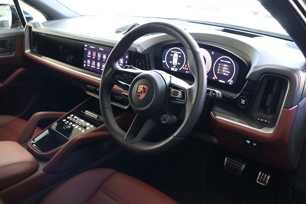 2023 Porsche Cayenne S 9YA II