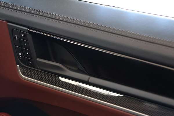2023 Porsche Cayenne S 9YA II