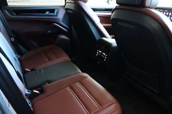 2023 Porsche Cayenne S 9YA II