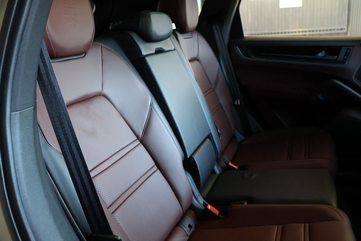 2023 Porsche Cayenne S 9YA II