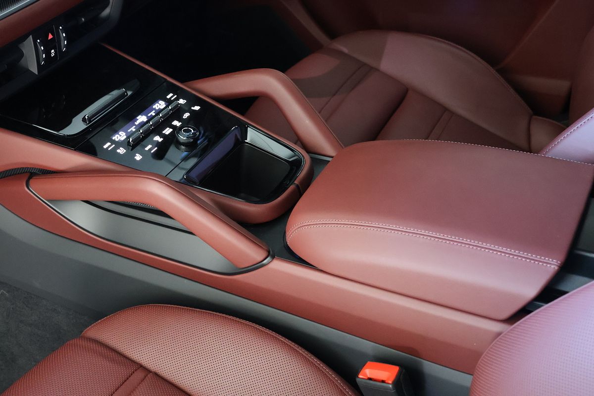 2023 Porsche Cayenne S 9YA II