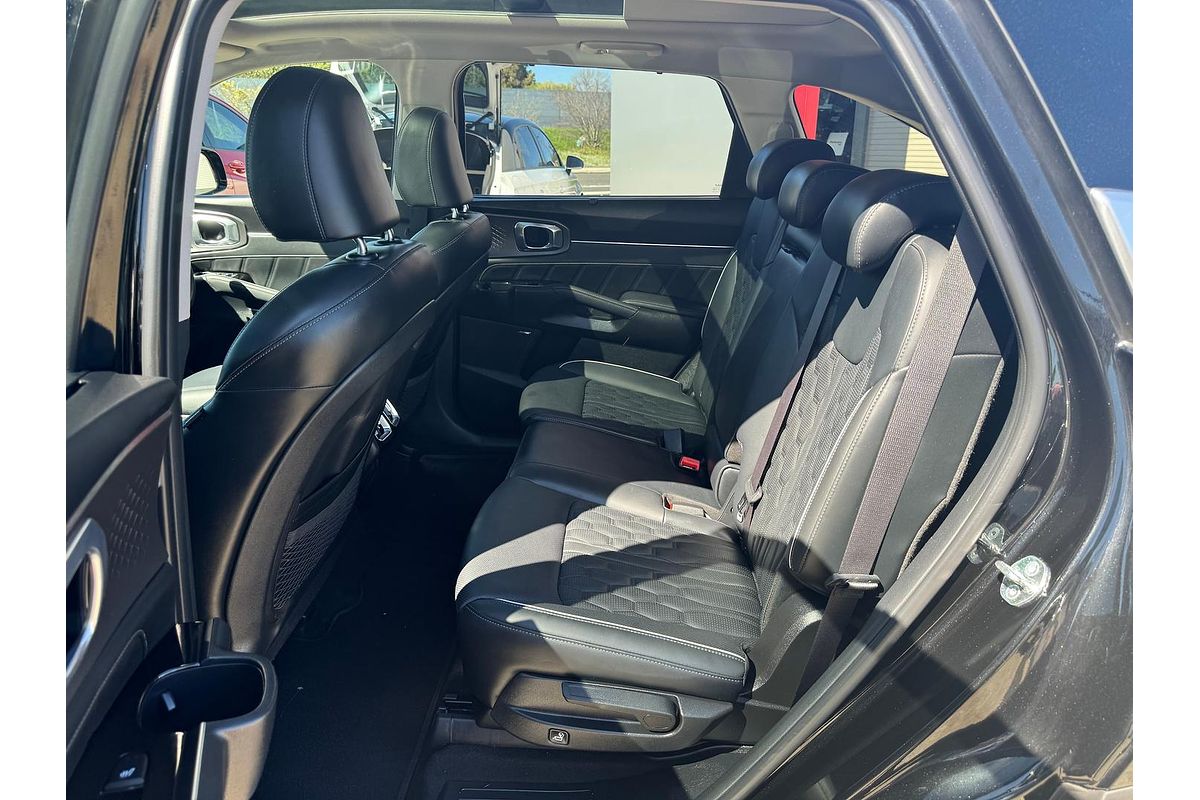 2023 Kia Sorento GT-Line MQ4