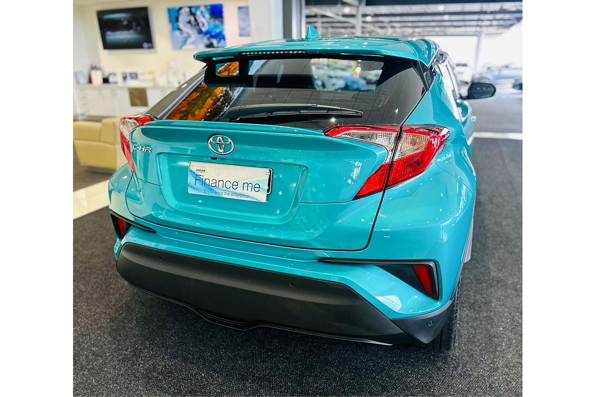 2017 Toyota C-HR NGX10R