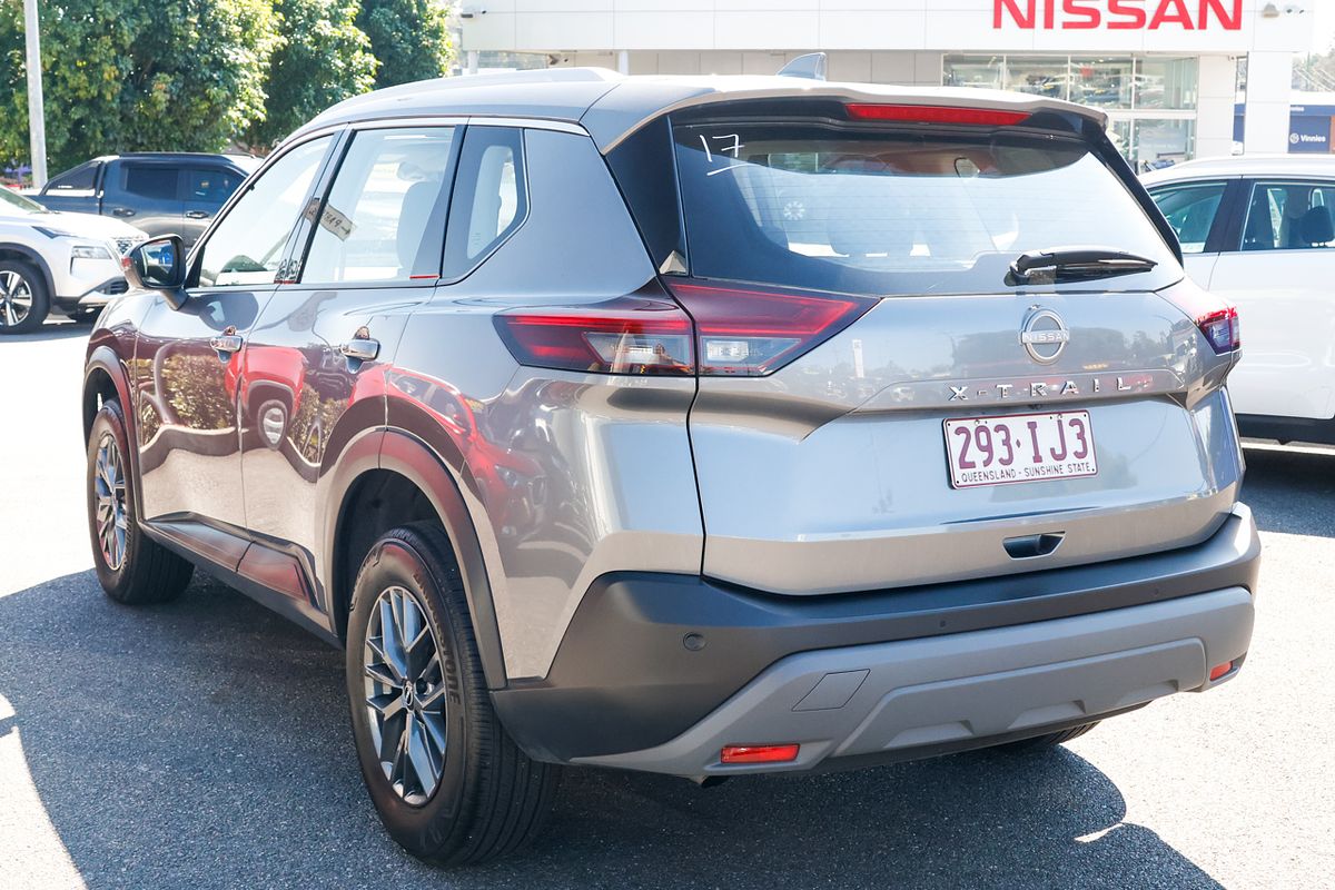 2023 Nissan X-TRAIL ST T33