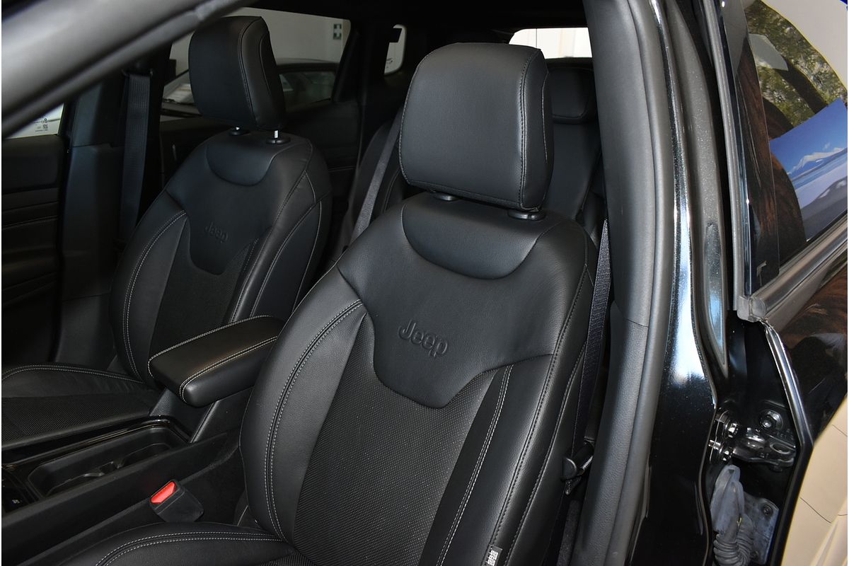 2022 Jeep Compass S-Limited M6