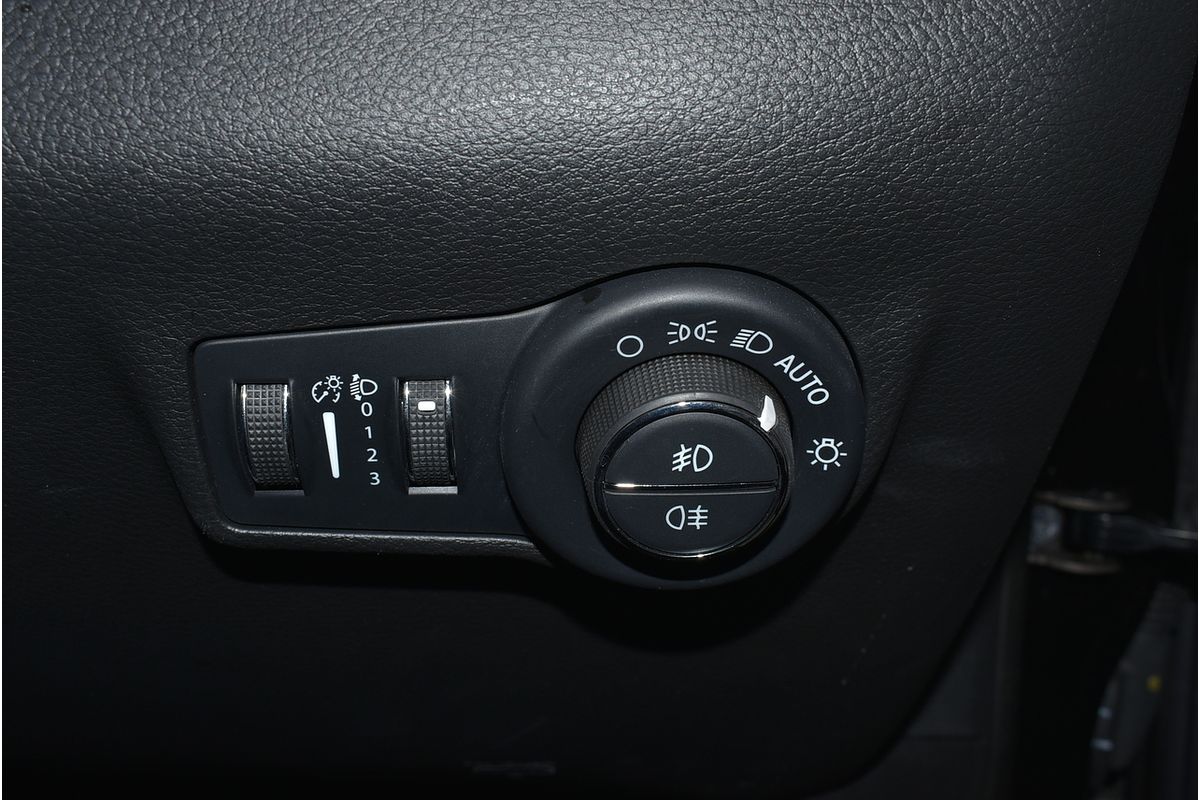 2022 Jeep Compass S-Limited M6