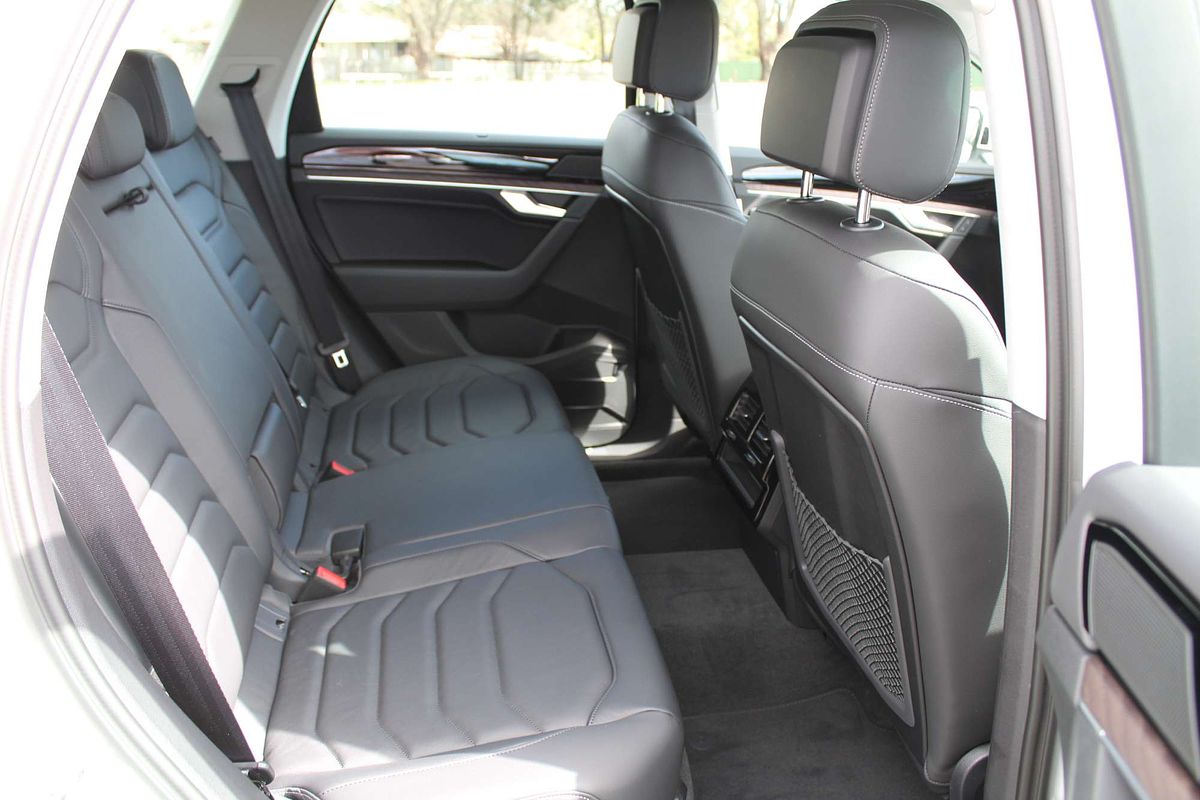 2024 Volkswagen Touareg 170TDI RC