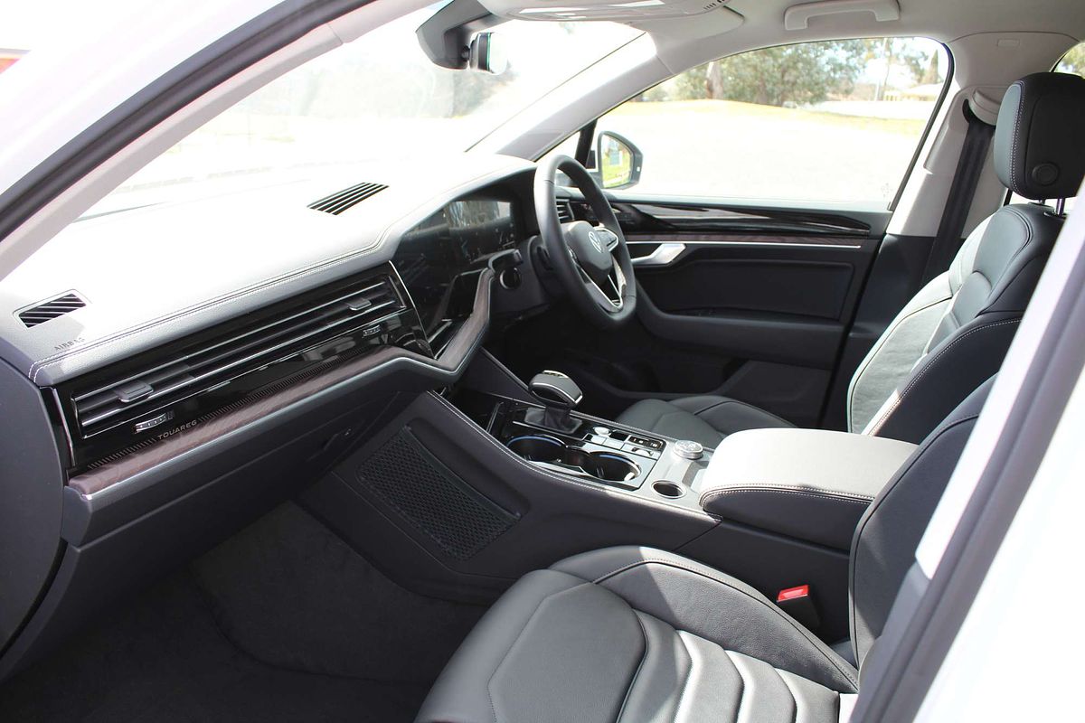 2024 Volkswagen Touareg 170TDI RC