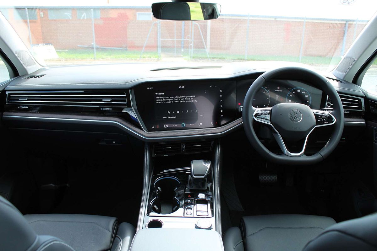 2024 Volkswagen Touareg 170TDI RC