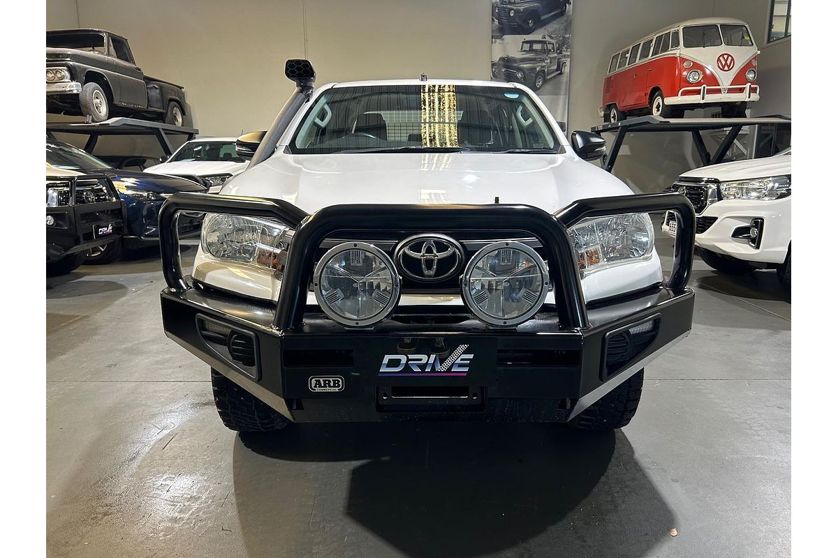 2018 Toyota Hilux SR GUN126R 4X4